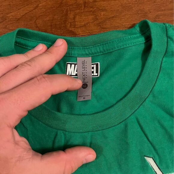 deadpool marvel graphic shirt size medium - Picture 2 of 3